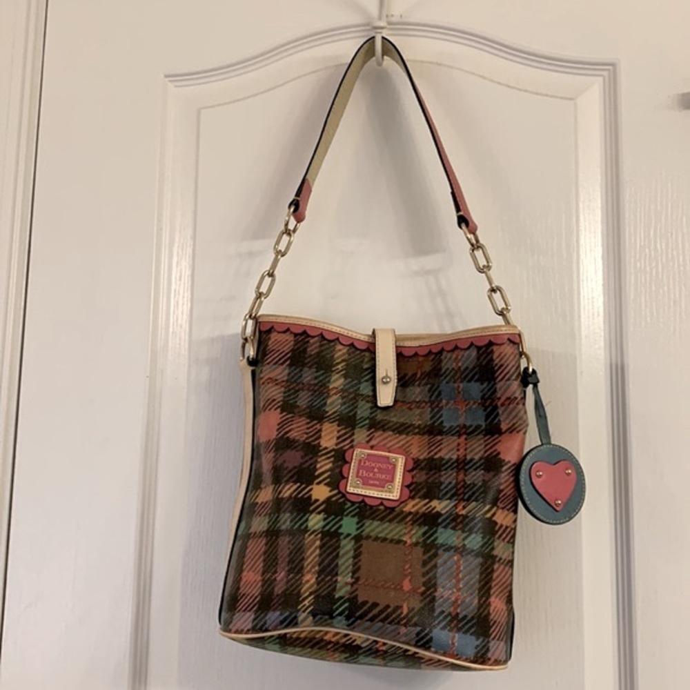 Dooney & Bourke Plaid Shoulder Bucket Chain Handbag